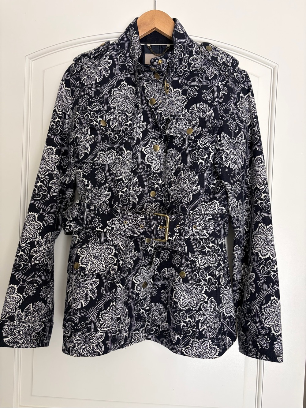 Banana Republic Women’s Navy/White Floral Twill Belted Lined Trench Coat M